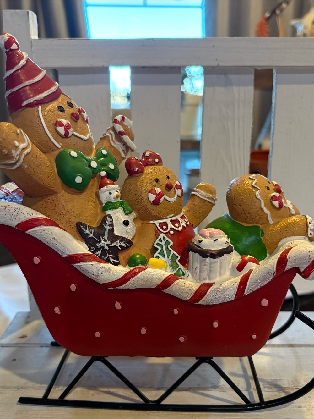 Holiday Gingerbread Sleigh Table Décor - Red & Green